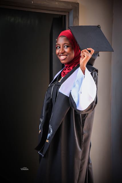 Promotion des diplômés · II